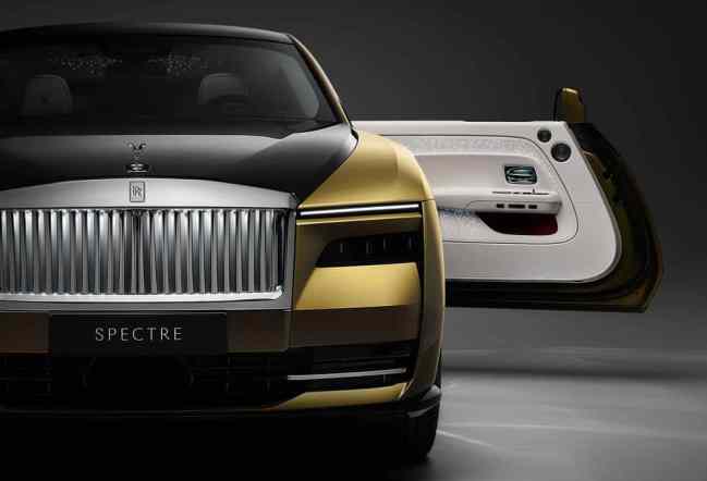Future Rols Rolls Royce Rolls Into the Future With Their First EV, Spectre | Moss ...